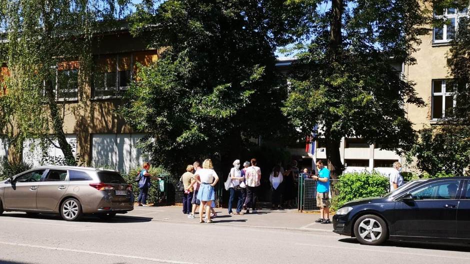 106892885_718944998895828_1981167846595536496_n