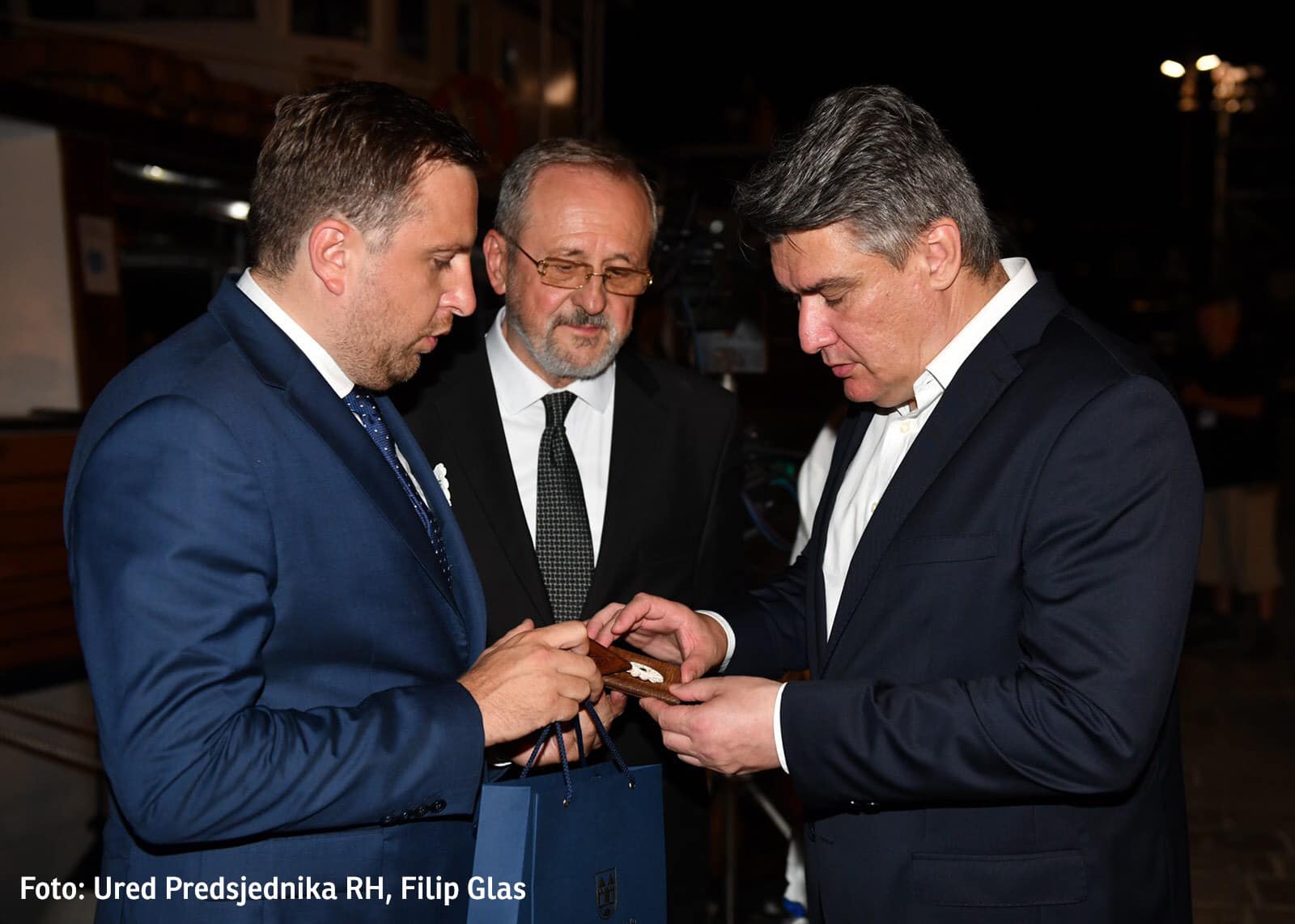 107790338_2103998703077353_2846133339736892516_o