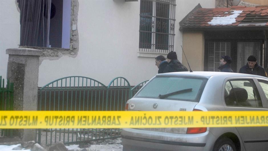 115 bacena bonba na prostorije advokata balijagica