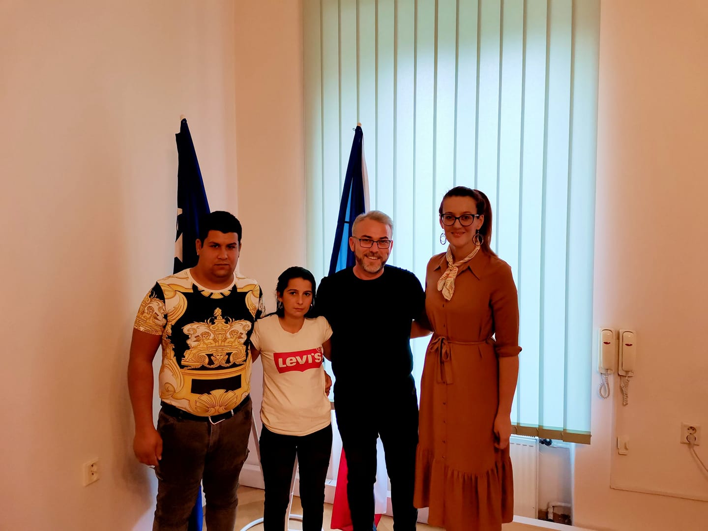 121695671_1737061549781682_258068975894118228_o