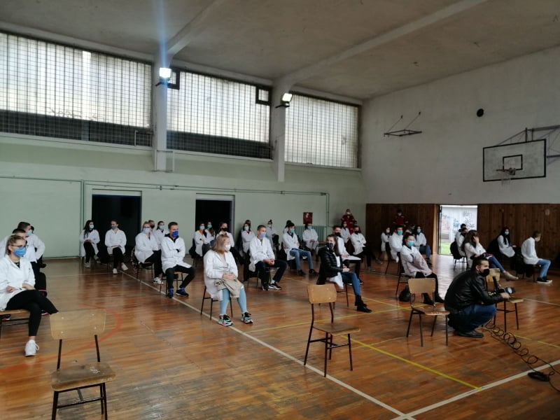 121696341_1048373175613178_1578545562815515955_n