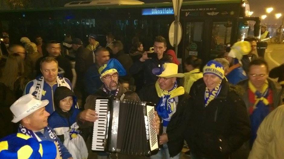 12248820_10153375864972979_1792406952_n