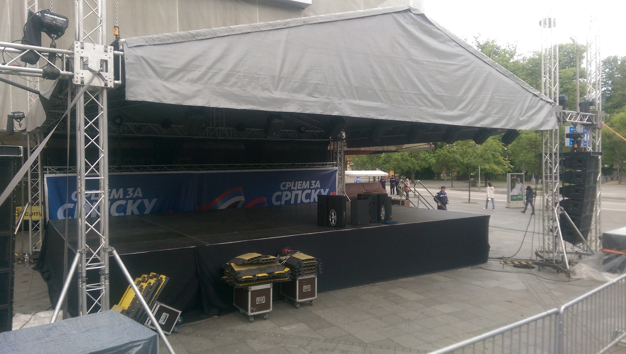 13225259_10153779939137979_1813905138_o