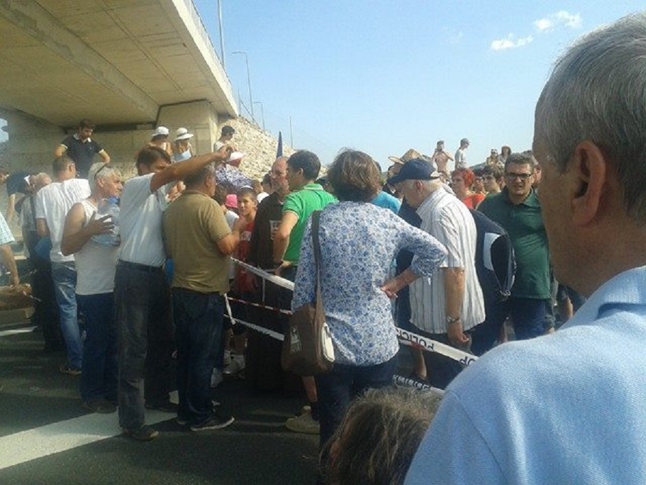 13875124_1473544665994337_1485022602_n