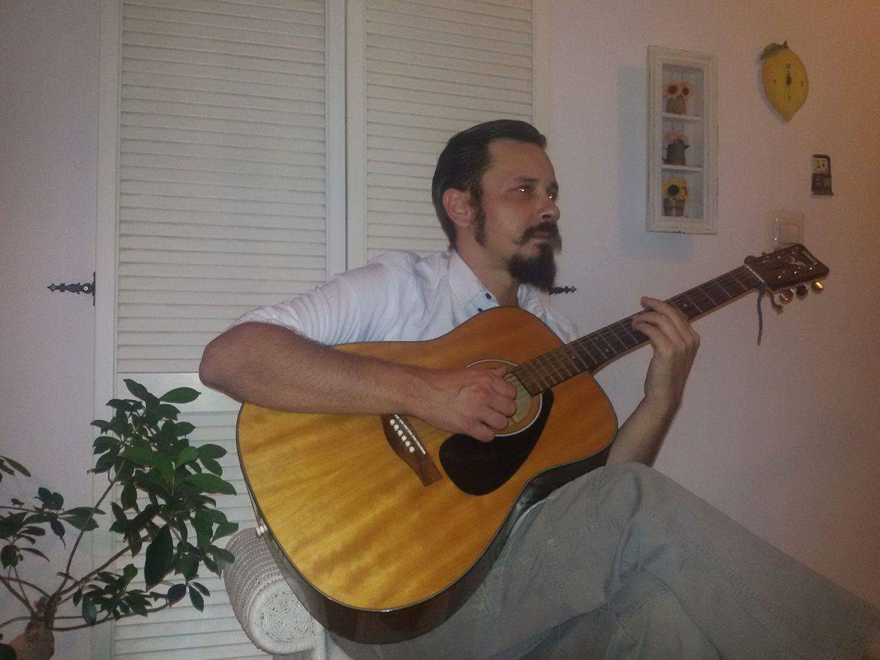 Facebook | Billy Andol