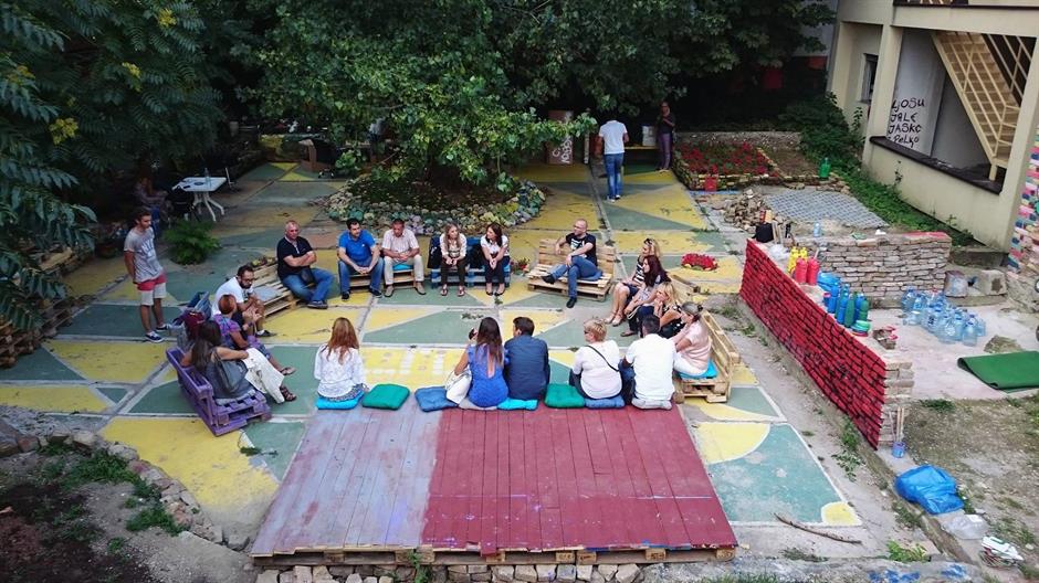 14195244_323696351309339_5072328843220773058_o