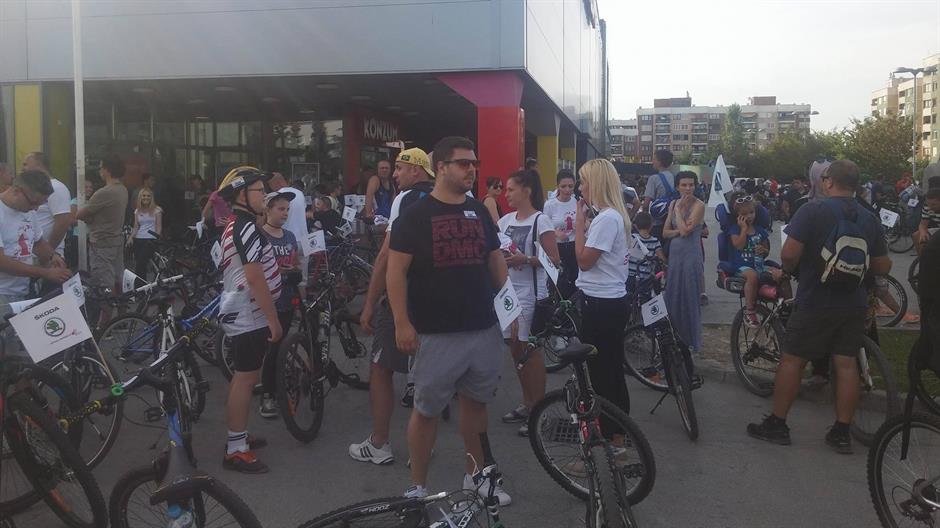 14233376_1786514058293551_960402179_o