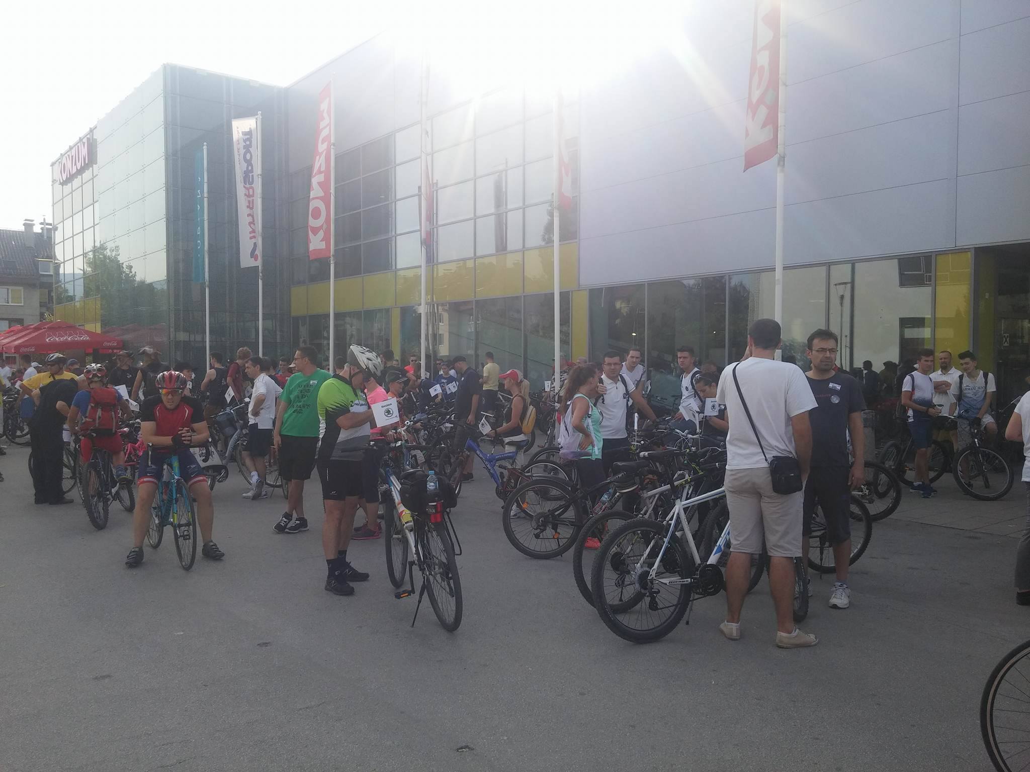 14247801_1786514044960219_1755399661_o