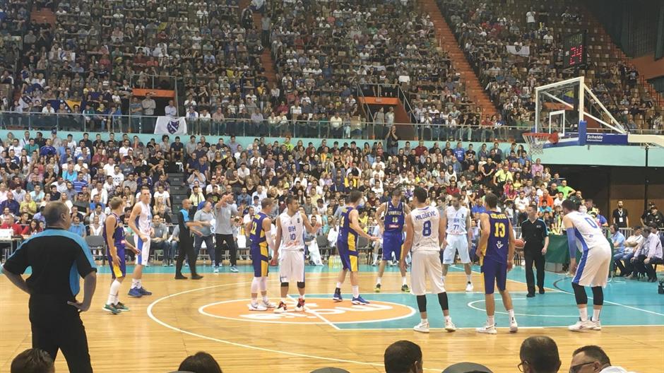 14248058_1274070082605201_1872006976_o