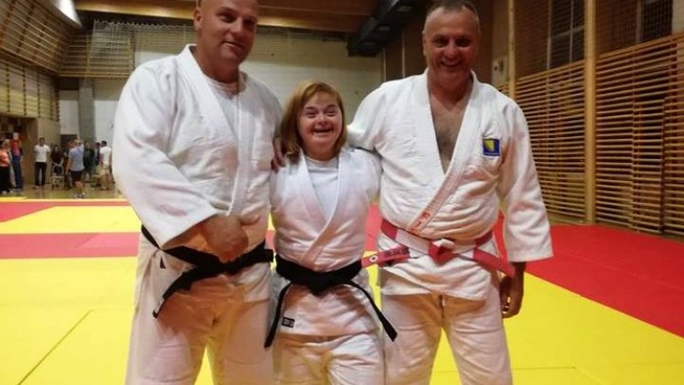 1508 Azra Dedic slika 2