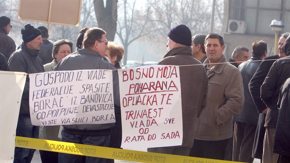 155  protesti radnika ispred tuzilastva
