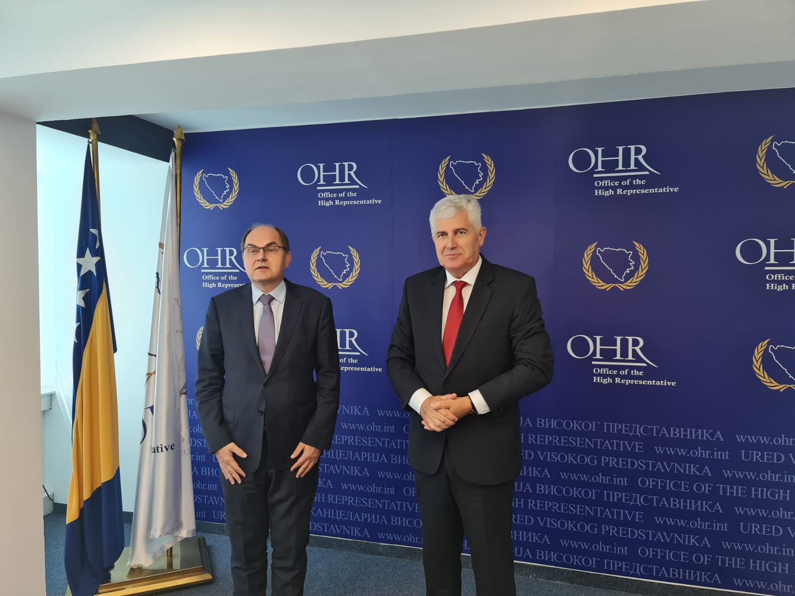 download-16285972871827693625932825973904E8a4nS1X0AwJ3y9