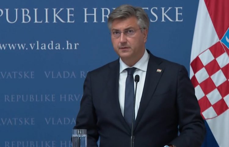 1628766869-plenks-750x480