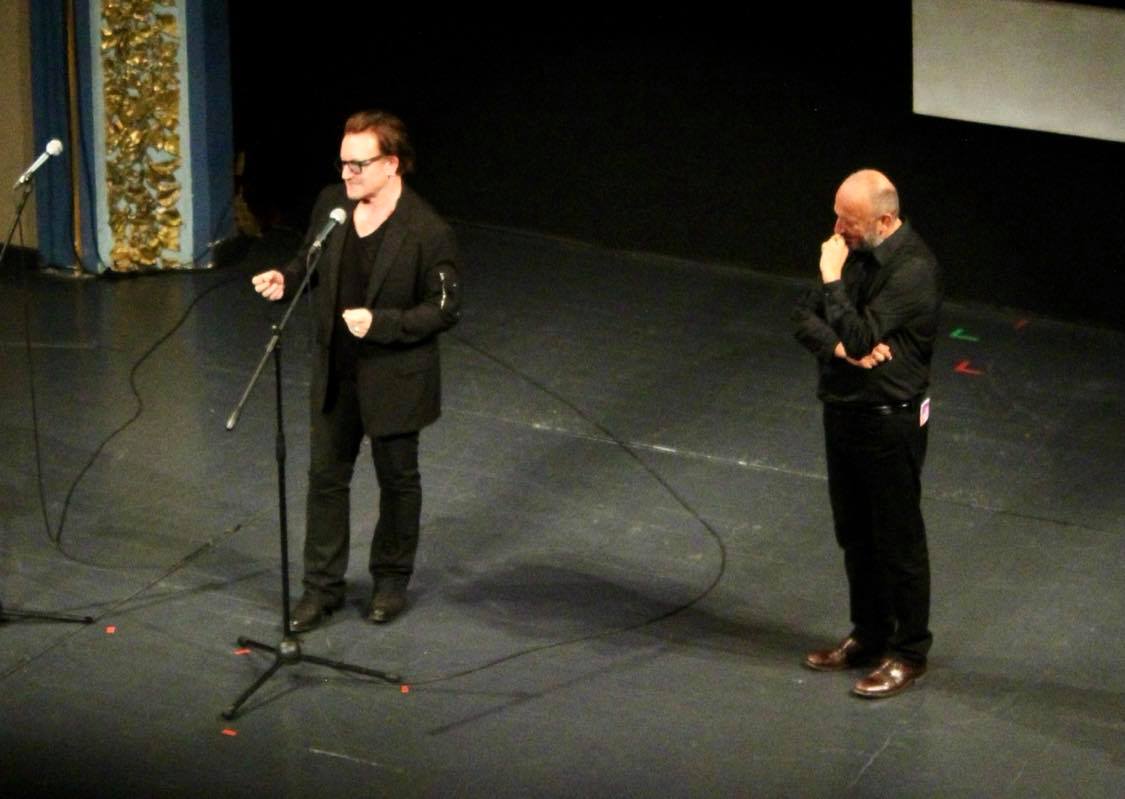 221599385_956412704903689_4366841121107605561_n