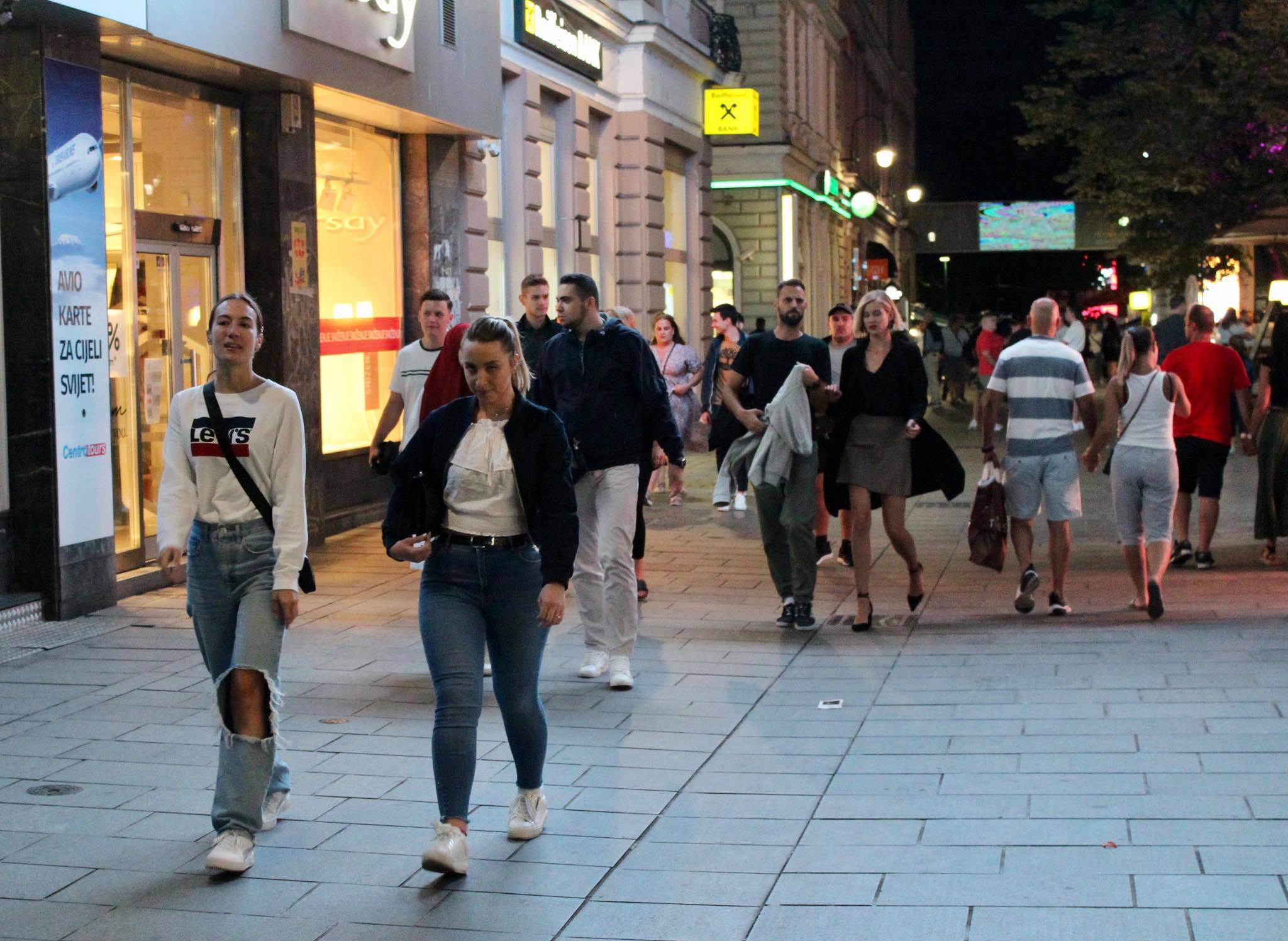 235949201_403173407916846_5240666045158328934_n