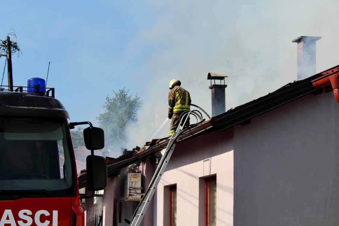 235810126_1937239646451464_2036876508970122214_n