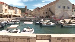 1630438220-hvar-216133-300x169.jpeg