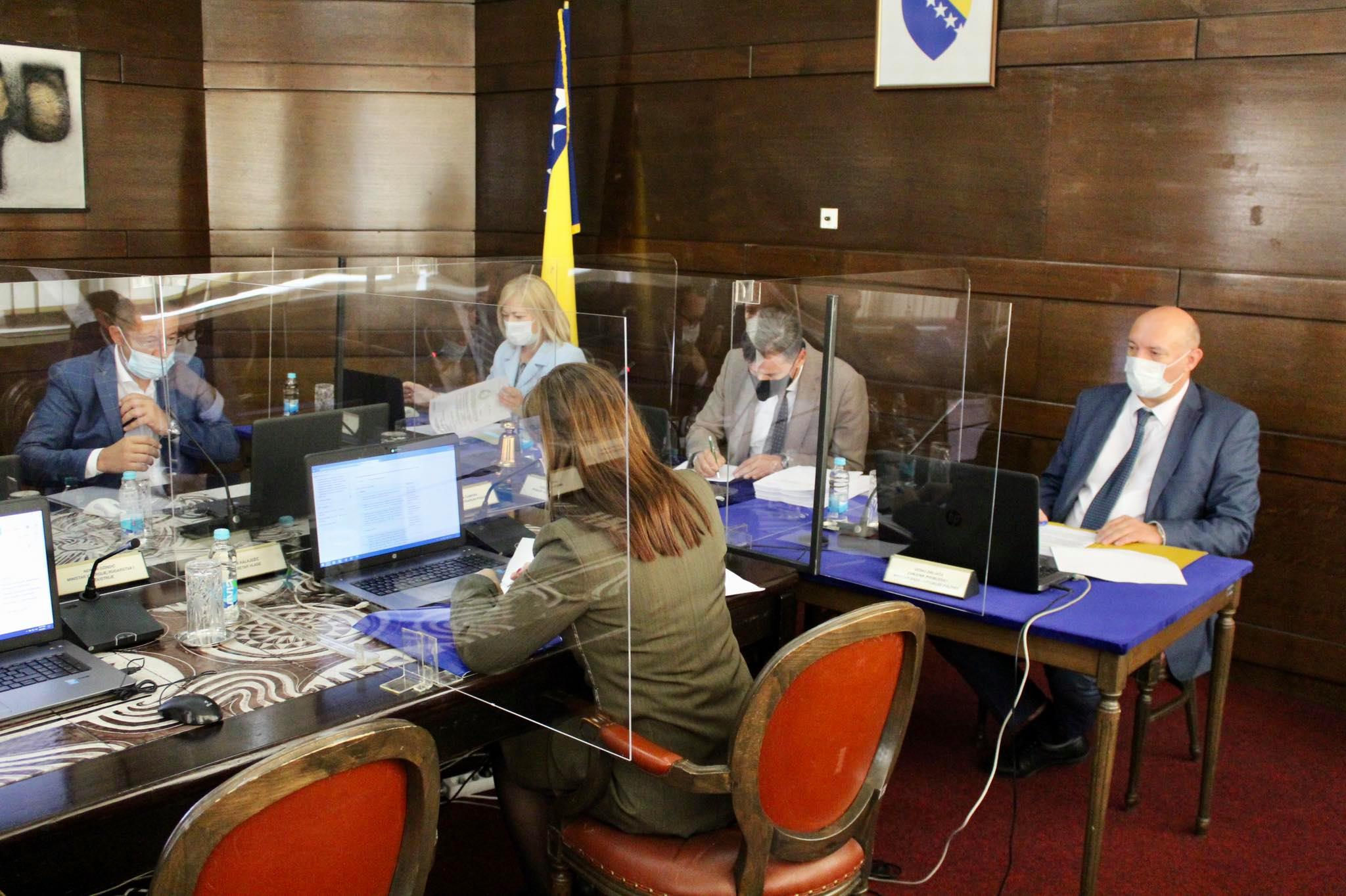 vlada fbih 241167383_388486322636125_1747741392389407701_n