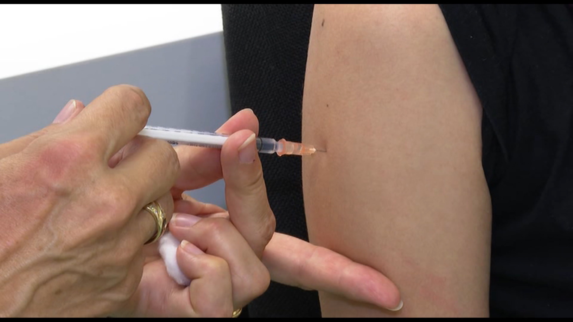 SA-EPIDEMIJA I VAKCINE PKG-AZU-2(20210902-170729614).mxf.00_00_36_09.Still001