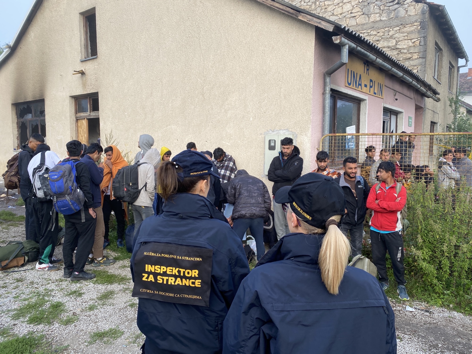 BiH: Migranti iz Kamenice kod Bihaća izmješteni u prihvatni centar "Lipa"