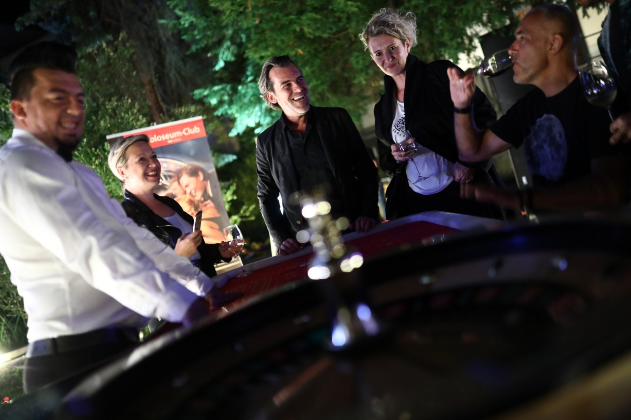 Prva samostalna izložba slikarke Elene Kovačević