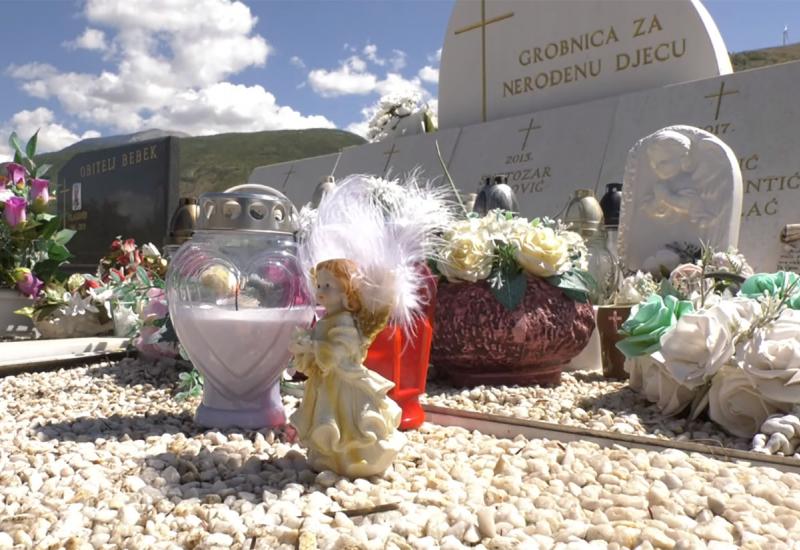 grobnica-nerodena-djeca