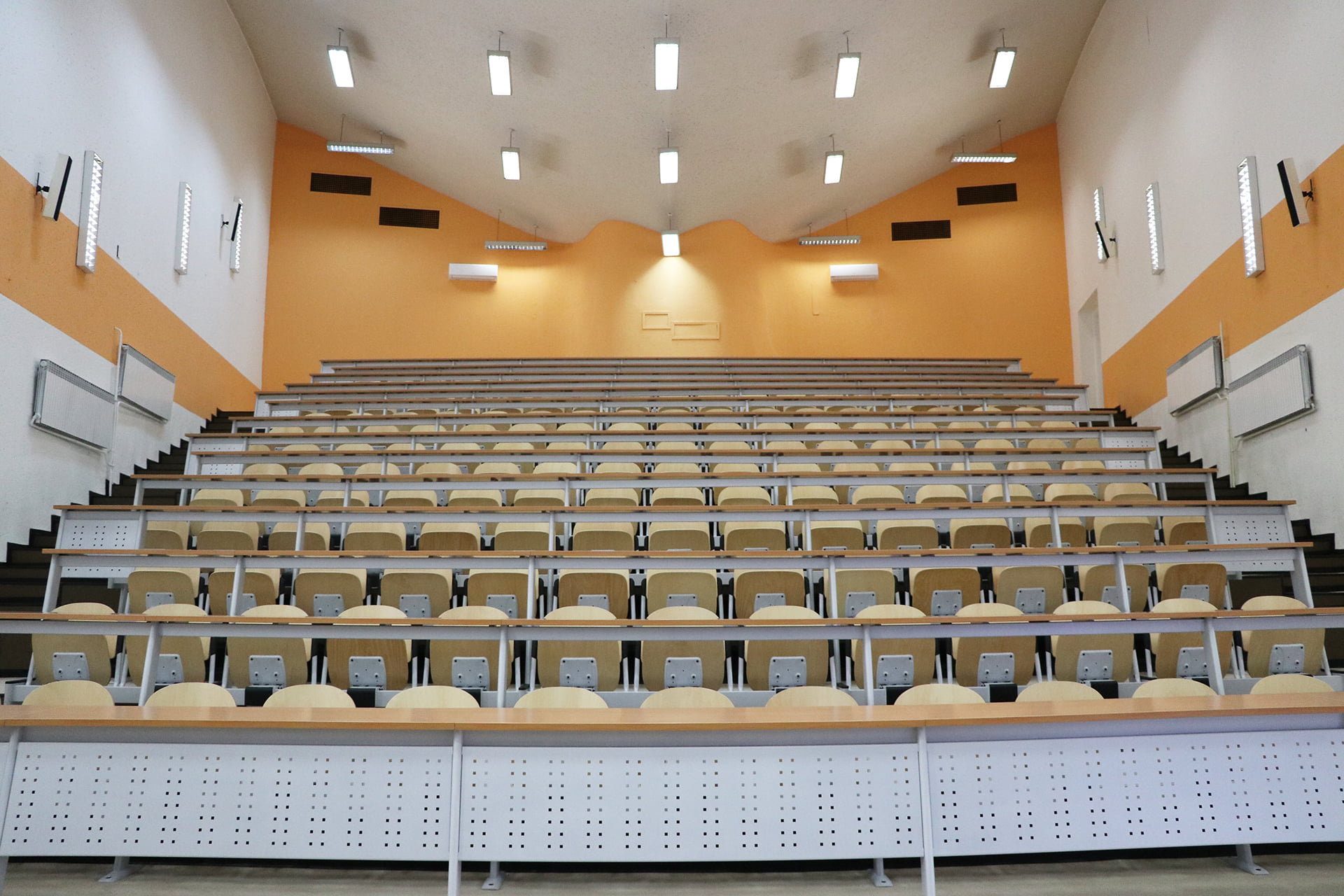 240888139_1211847329238741_4172436650645017761_n