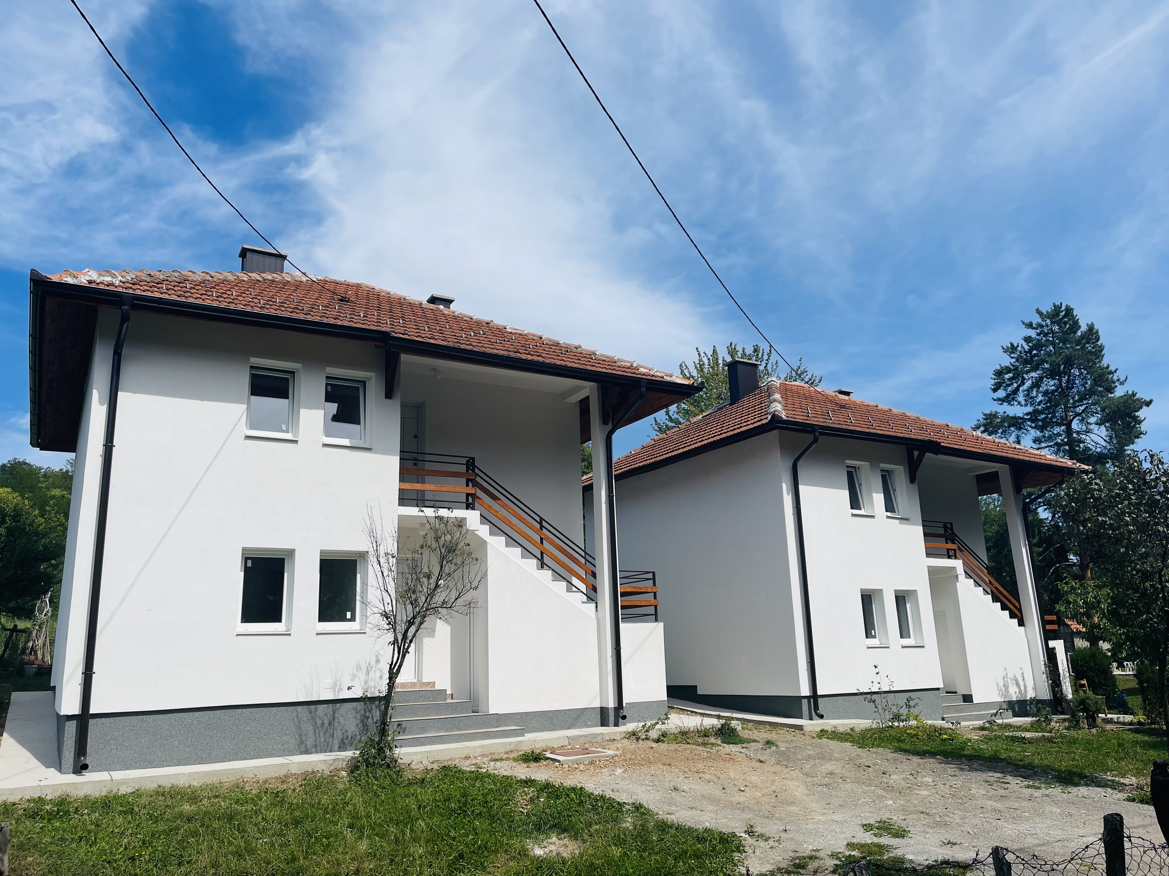 BiH: U Banovićima uručeni ključevi korisnicima kolektivnih centara