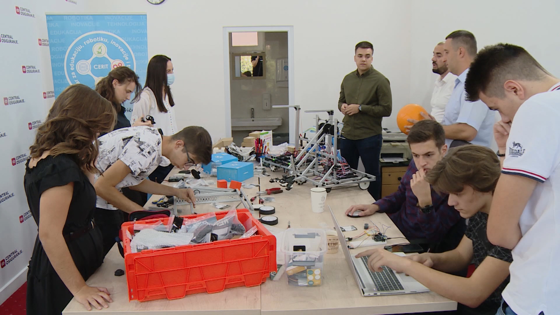 SA-ROBOTIKA PKG-DJK-1(20210910-152729484).mxf.00_00_01_01.Still001