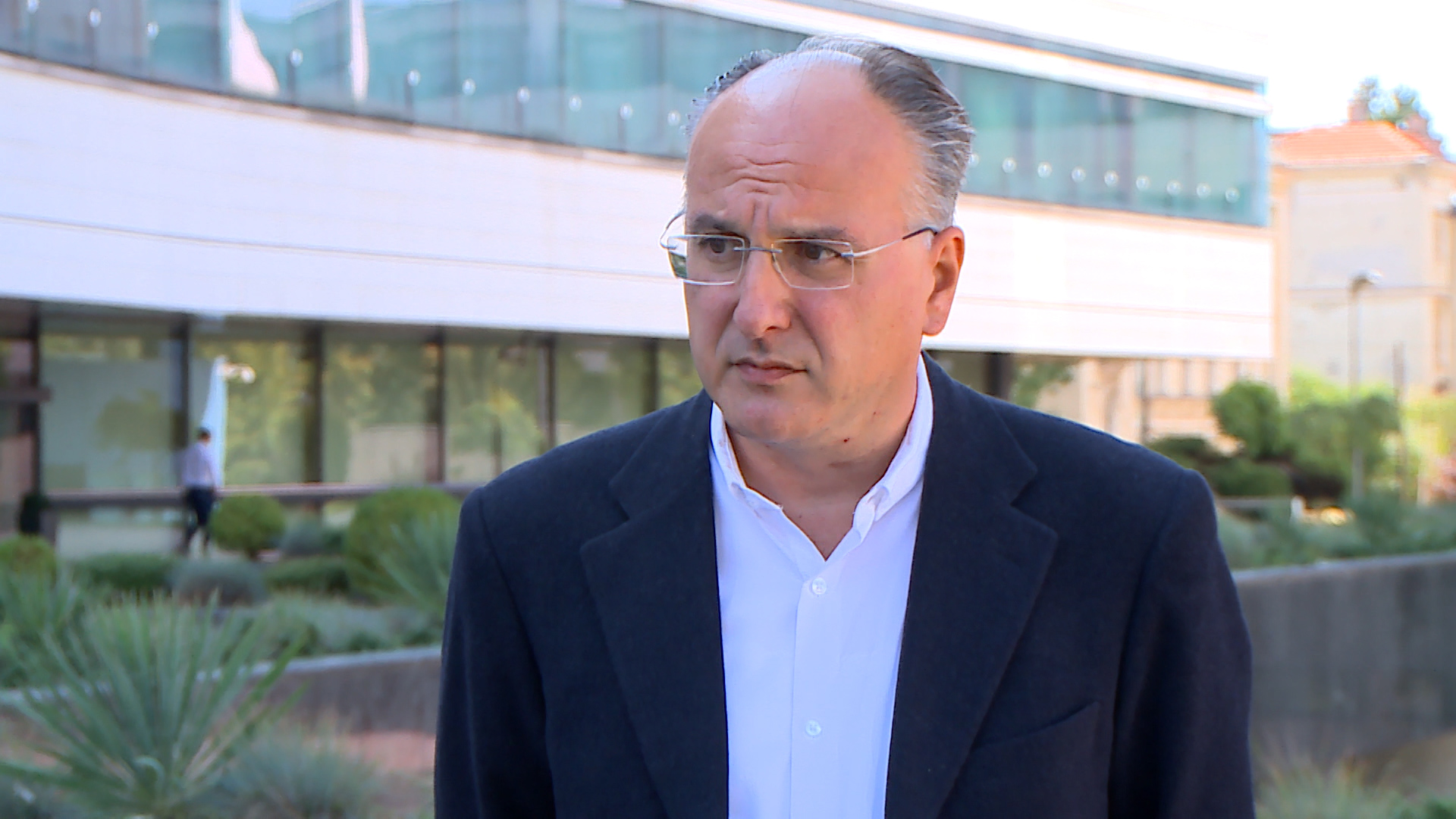 SA-.00_06_46_10.Still001