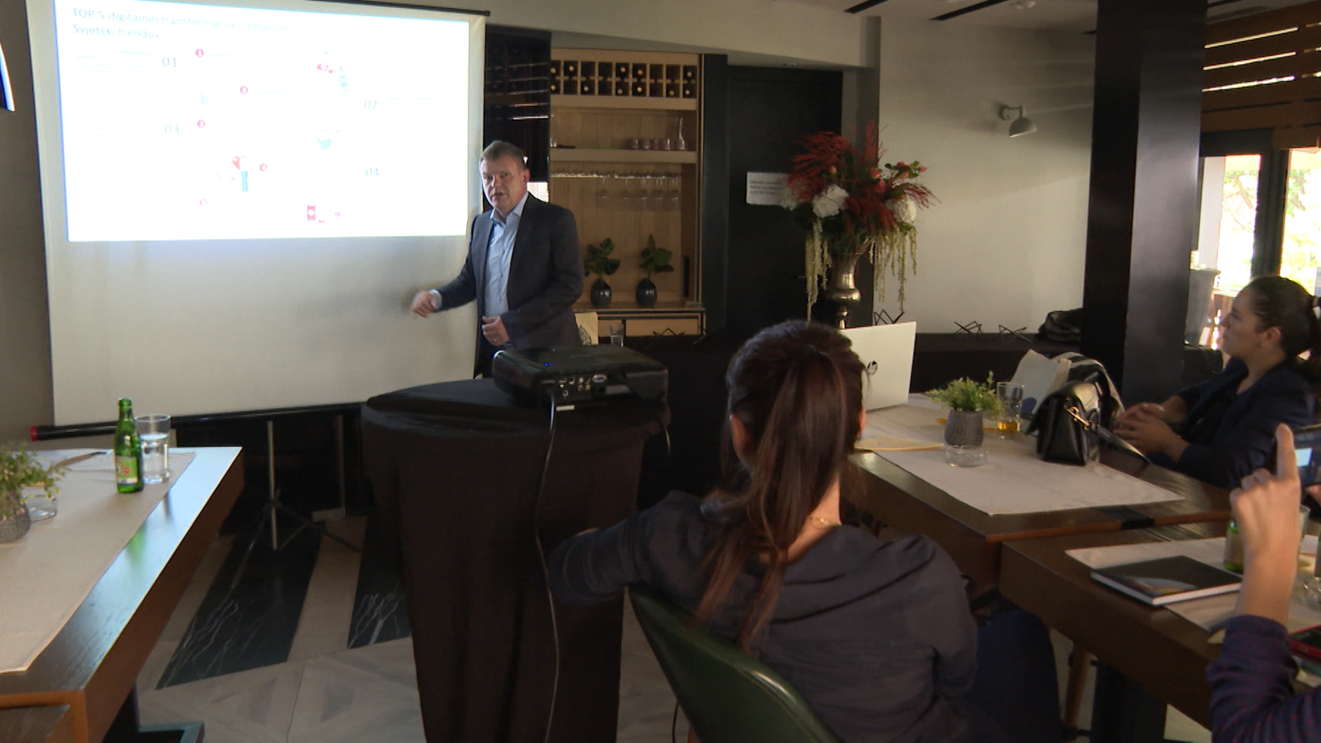 SA-KORONA PKG-RAS-1(20210915-175742951).mxf.00_00_46_15.Still001