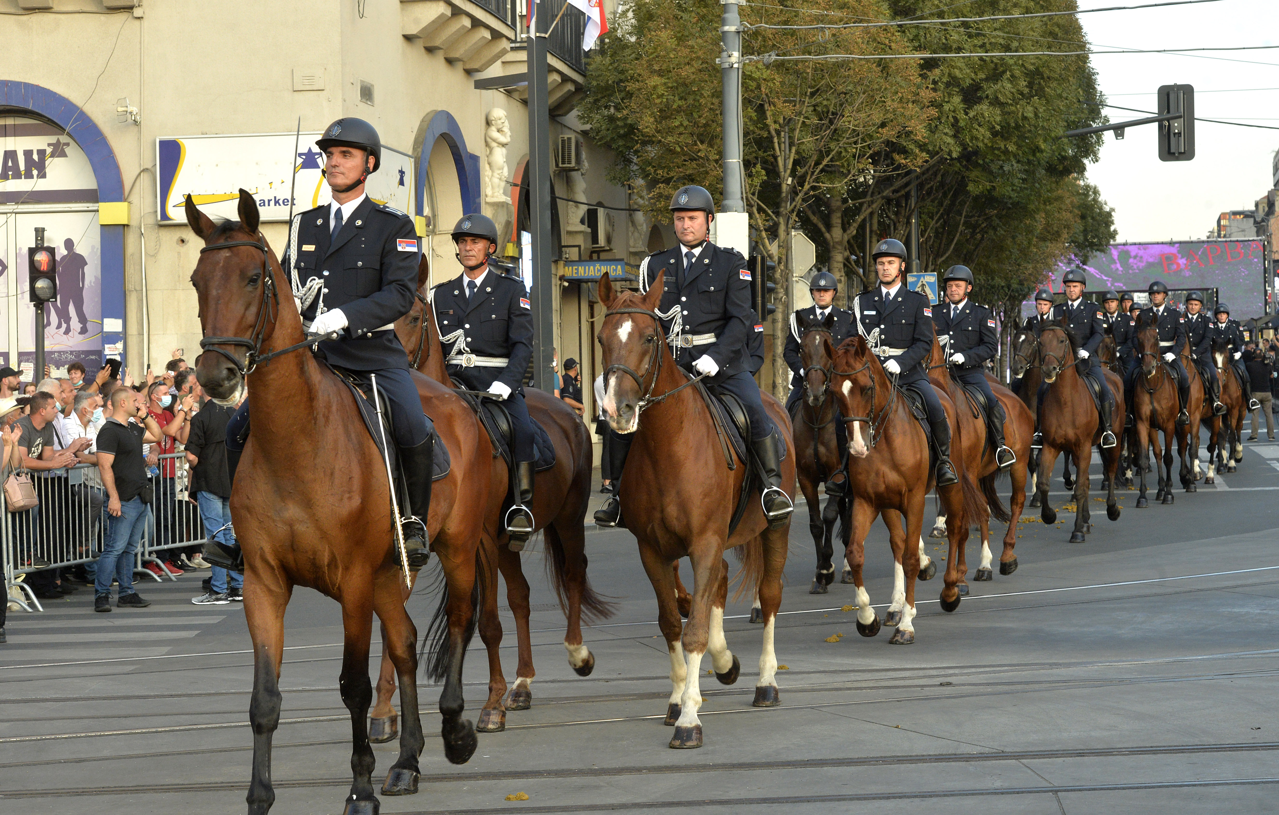 DEFILE KONJICE