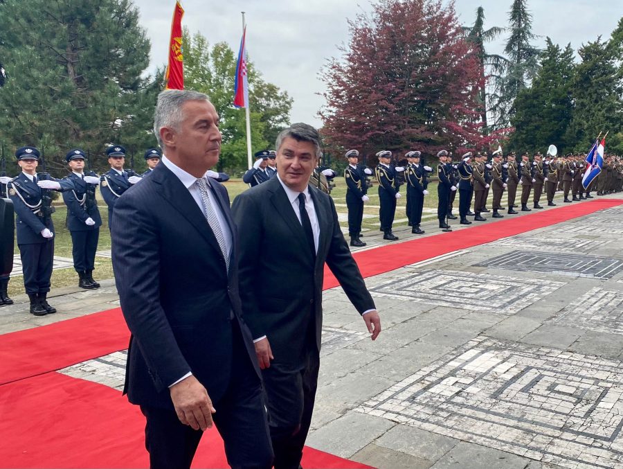 1631785215-zoks-900x677