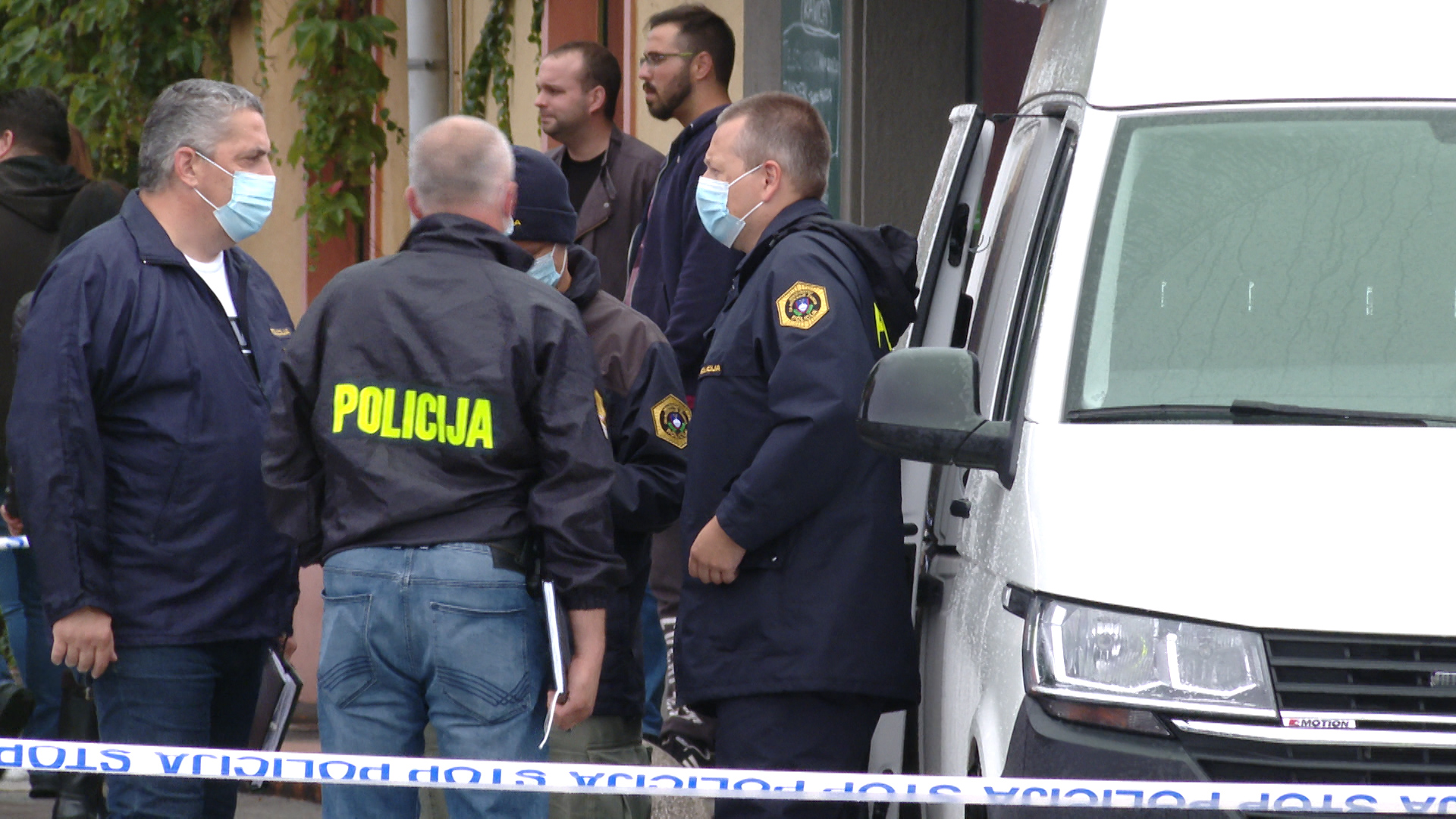 SLOVENAČKA POLiCIJA