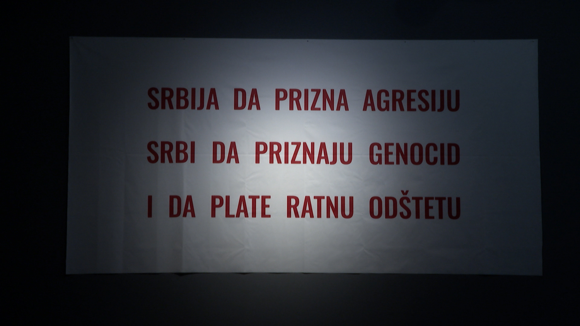 Izložba "Umjetnost antirata"