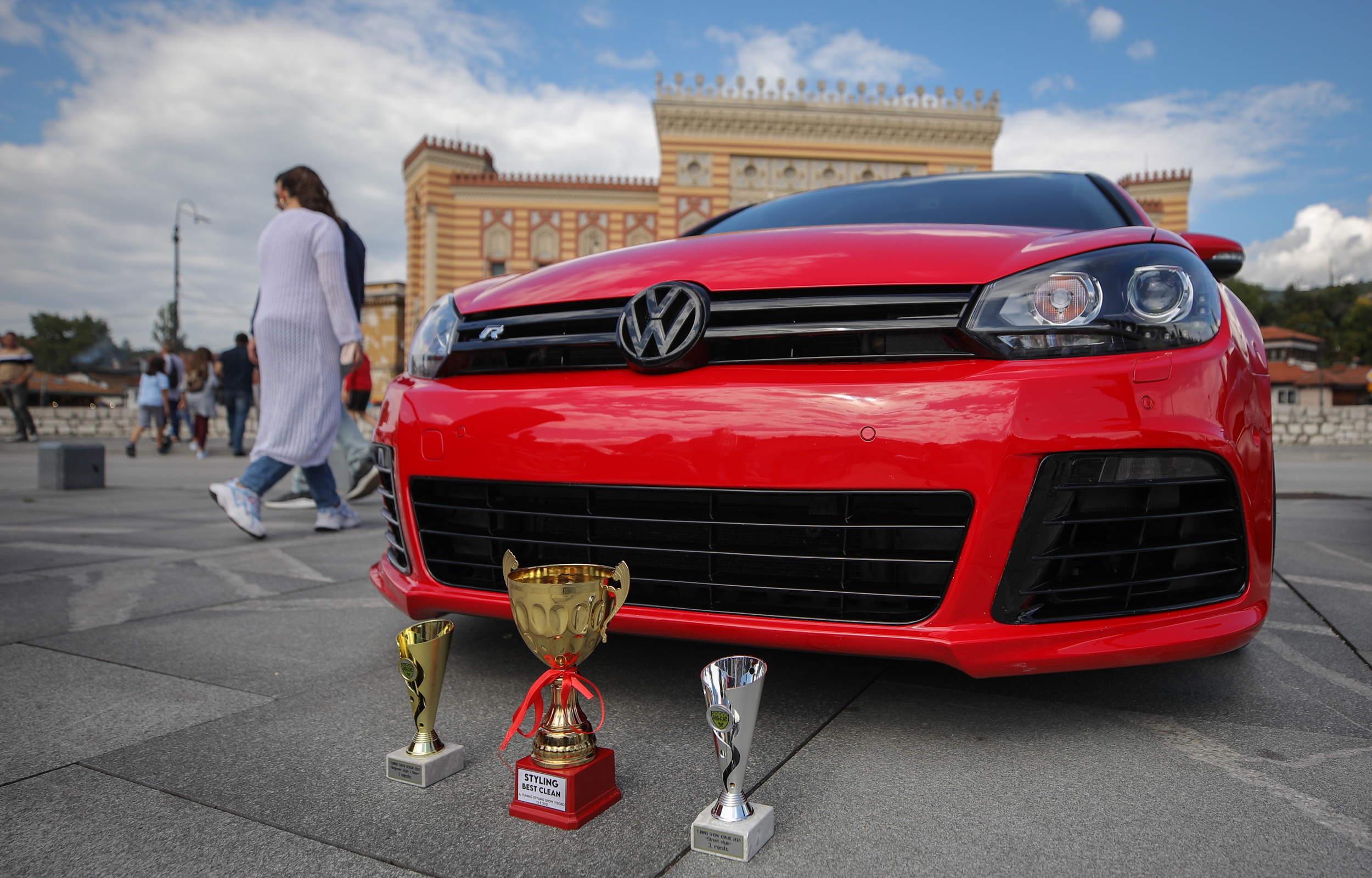 BiH: Golf Fest u Sarajevu okupio ljubitelje najpopularnijih VW automobila iz regije