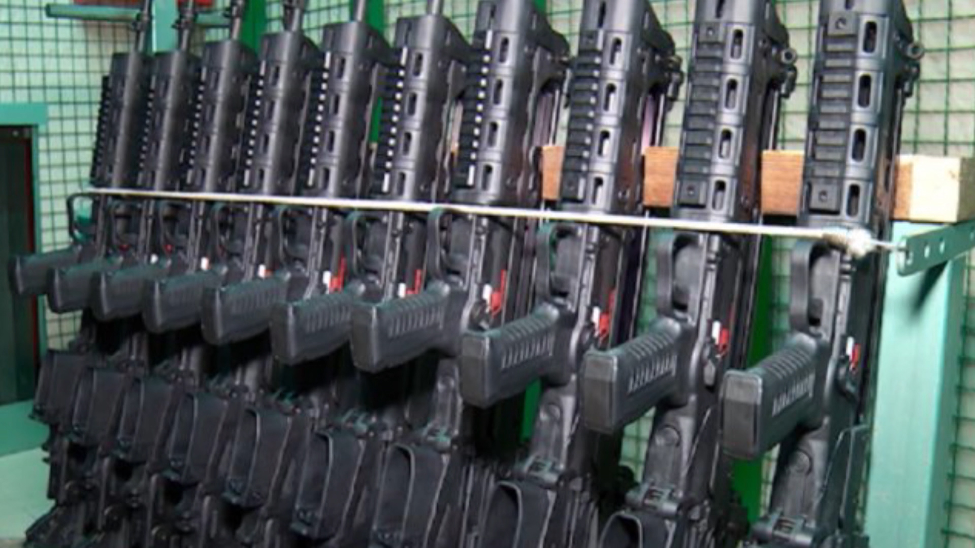 SA-.00_00_22_07.Still003