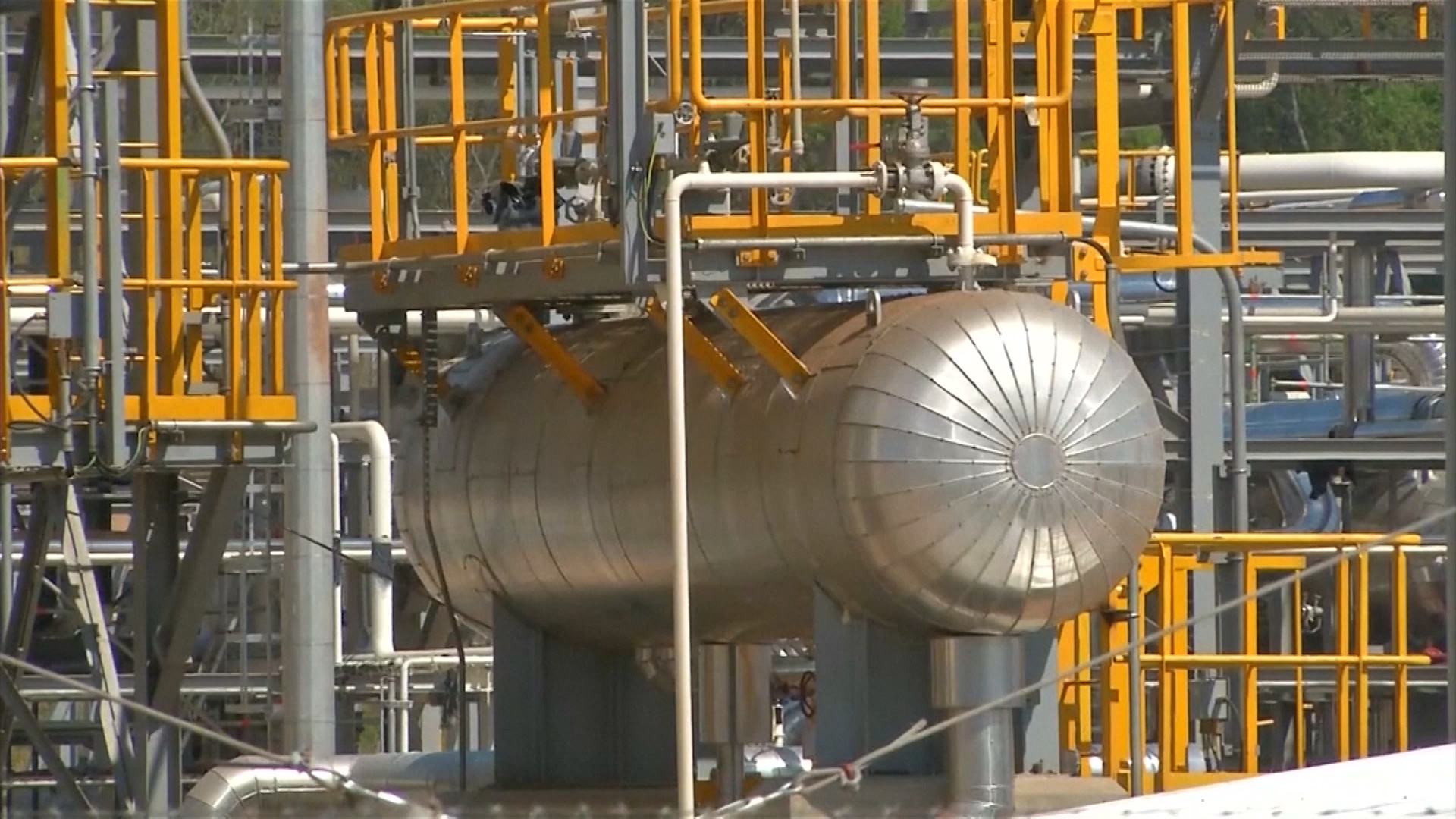 SA-.00_01_06_05.Still004