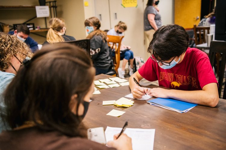 1632552705-063_1335938553-750x500