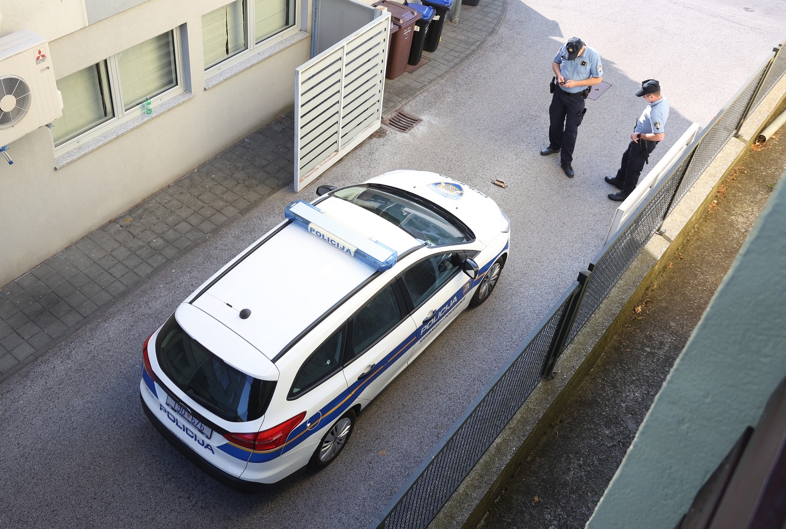 Zagreb: Težak zločin na Mlinovima, policija obavlja očevid