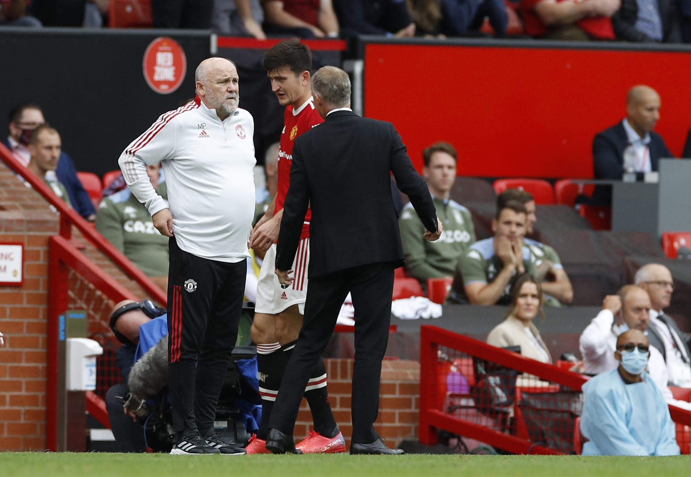 Premier League - Manchester United v Aston Villa