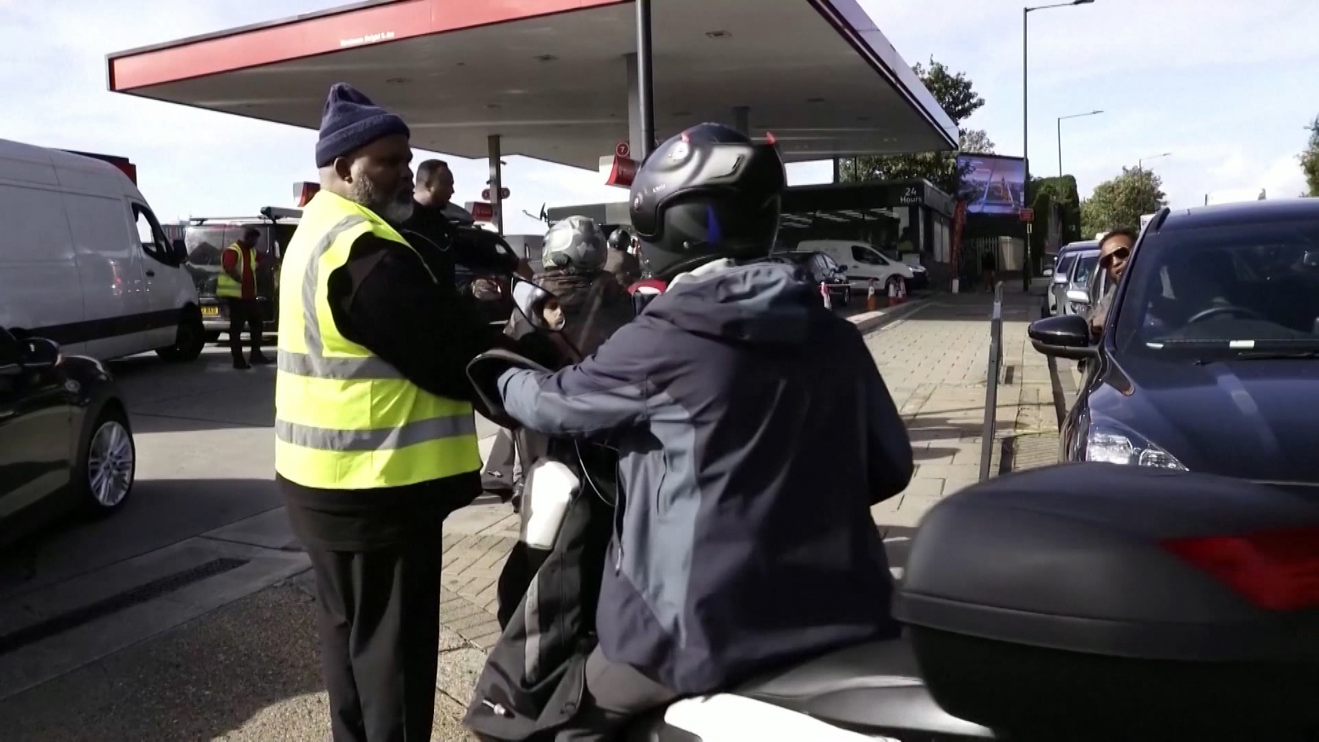 SA-UK KRIZA NOVI ADLIB-ESM-1(20210929-161754331).mxf.00_01_00_06.Still002