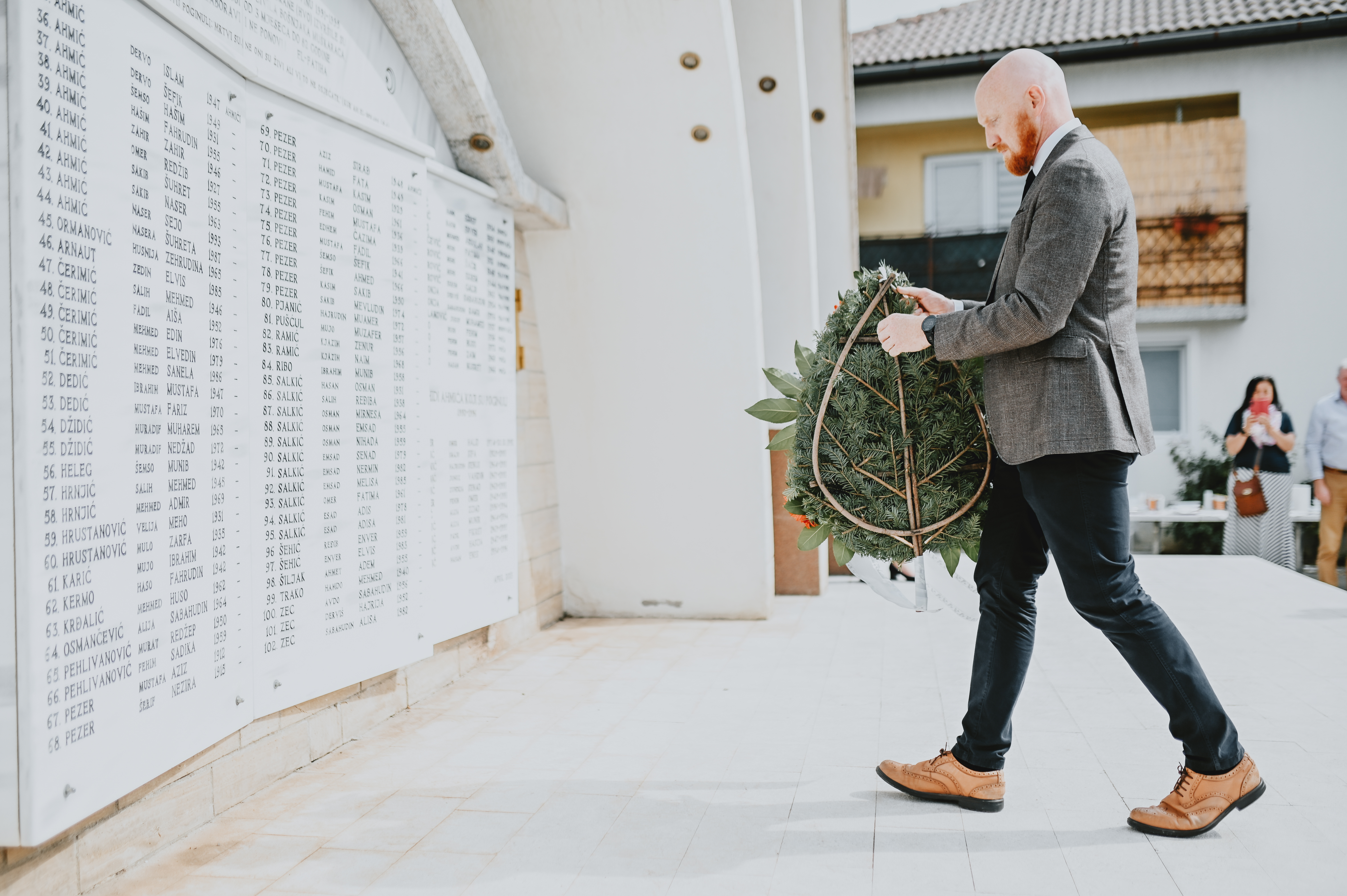 Ambasador Field u Ahmićima