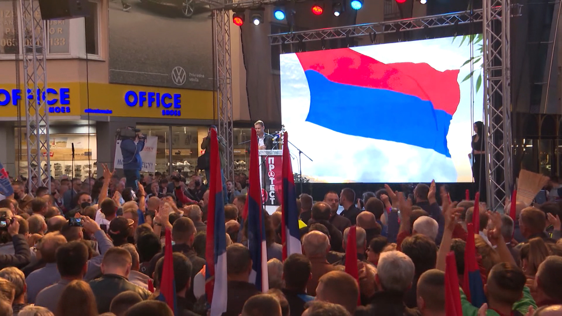 SA-PROTEST REAX PKG-SNM-1(20211003-190030427).mxf.00_03_55_13.Still001