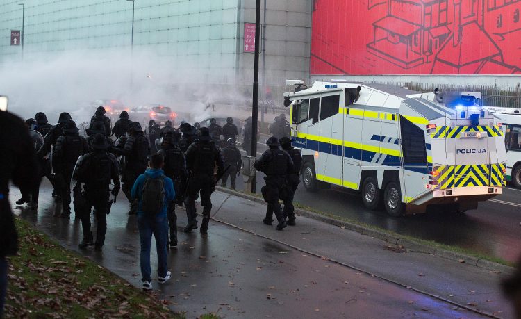 slovenija protesti