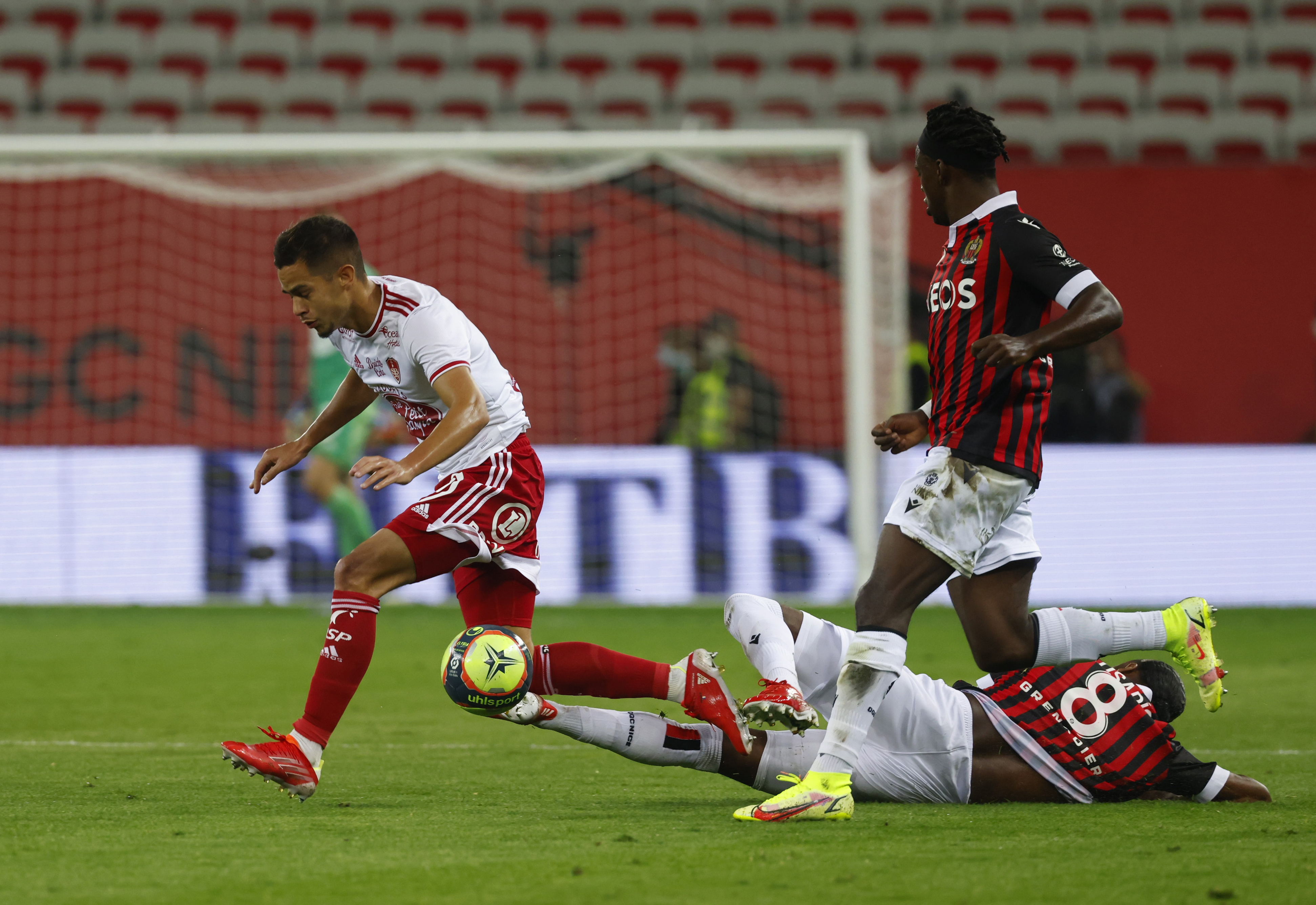 Ligue 1 - OGC Nice v Brest
