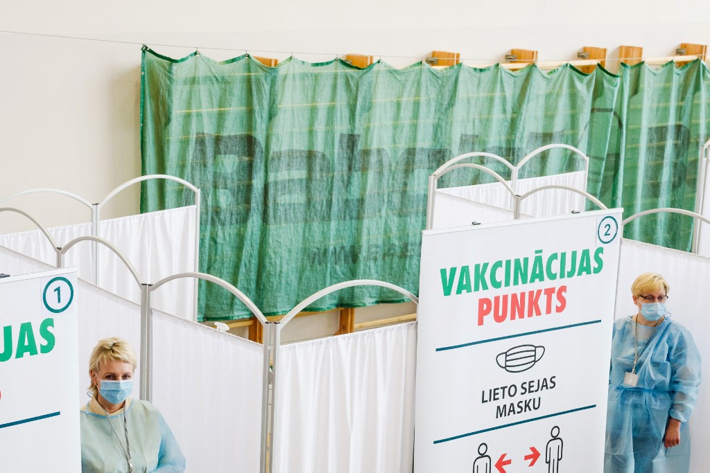 LATVIA-BALTIC-VIRUS-HEALTH-VACCINATION