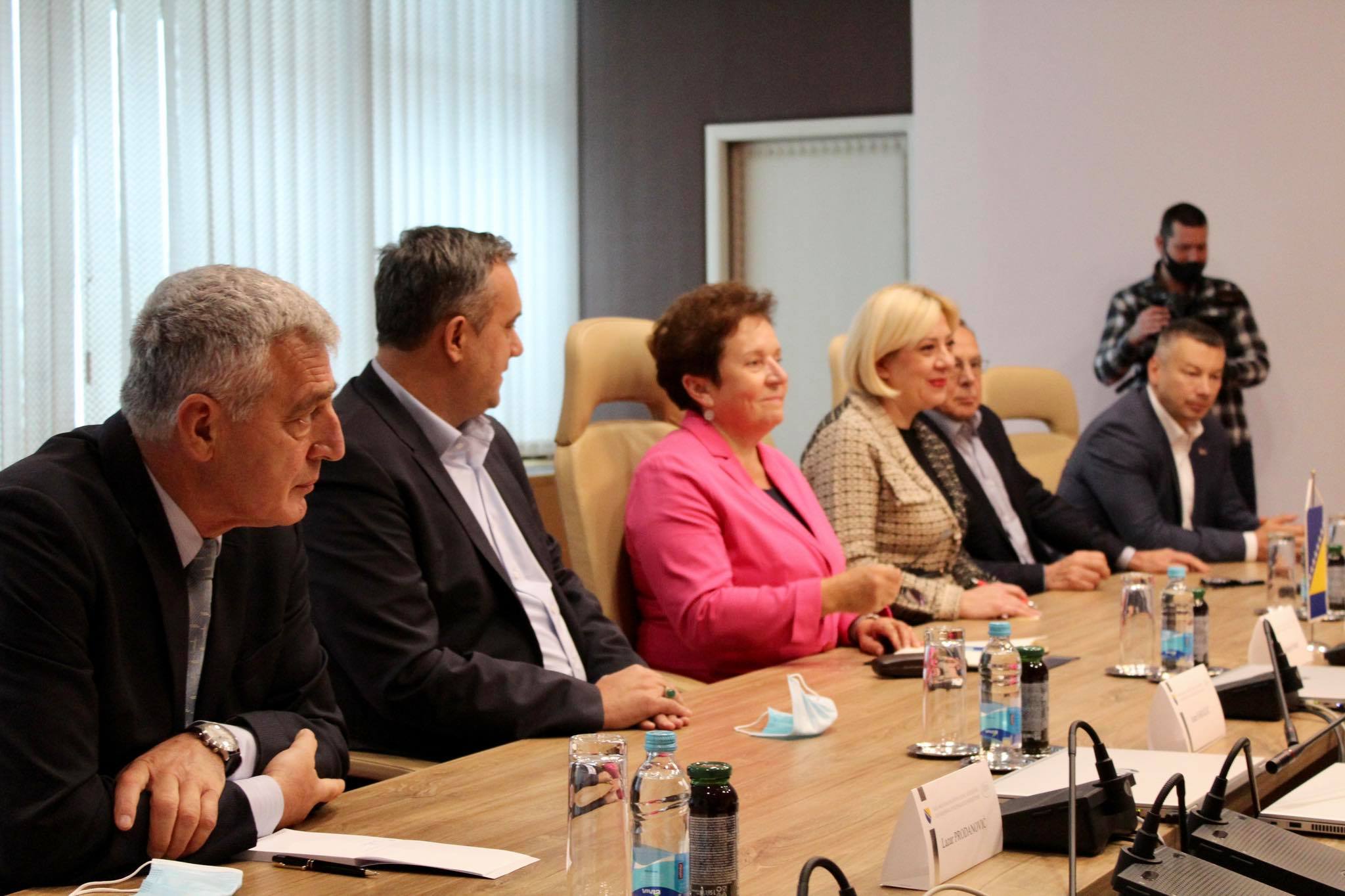 246267792_587441589122438_6944944416863767102_n