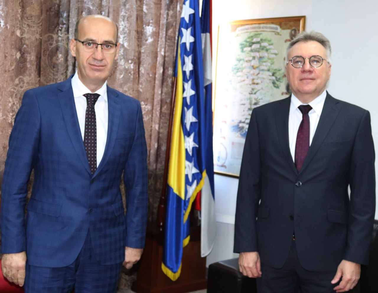 thumbnail_248946663_990801785033765_41088150216776227_n