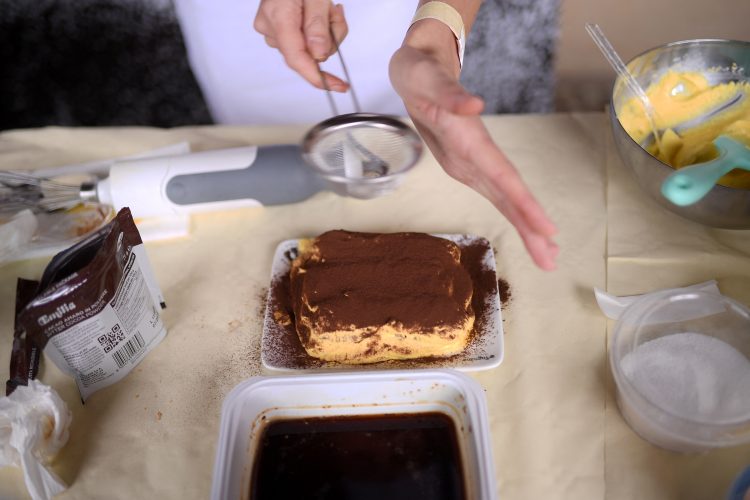 1635684033-000_TZ9HY-750x500